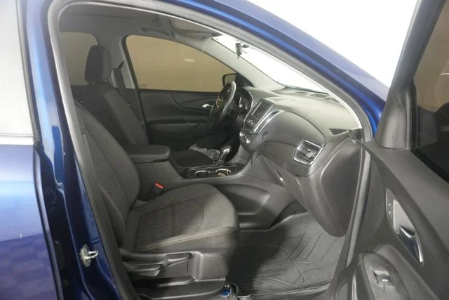 Used 2022 Blue Glow Metallic Chevrolet LT image 30