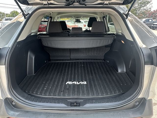 Used 2020 Silver Toyota LE image 15