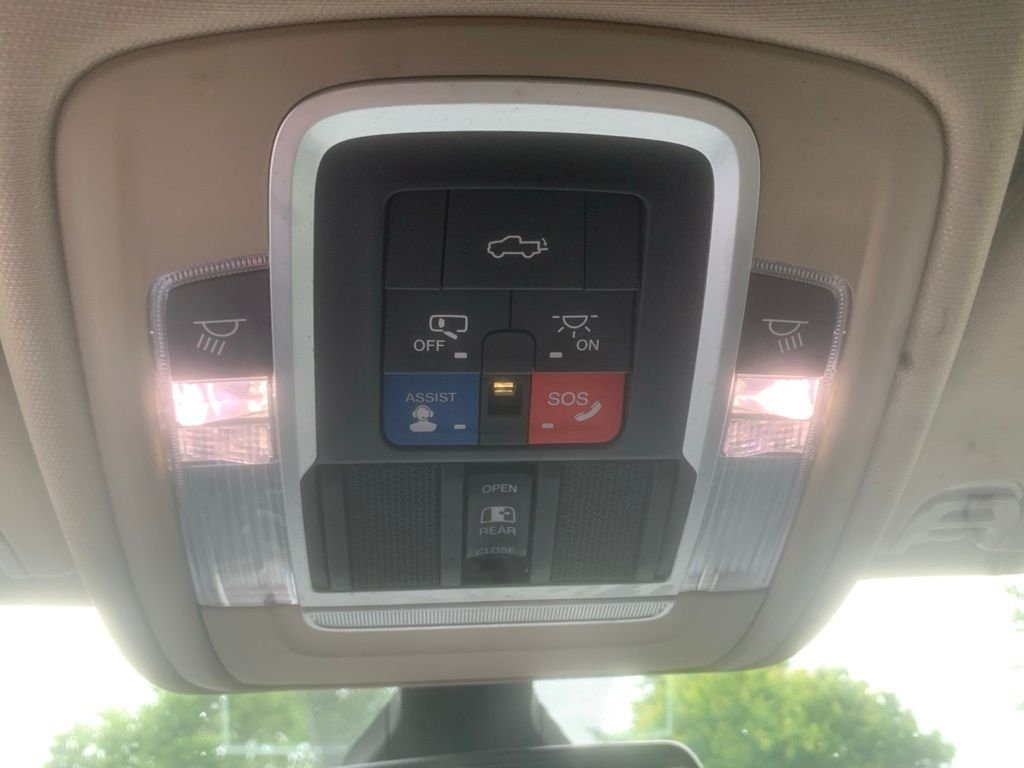 Used 2019 Maximum Steel Metallic Clearcoat Ram Laramie image 27