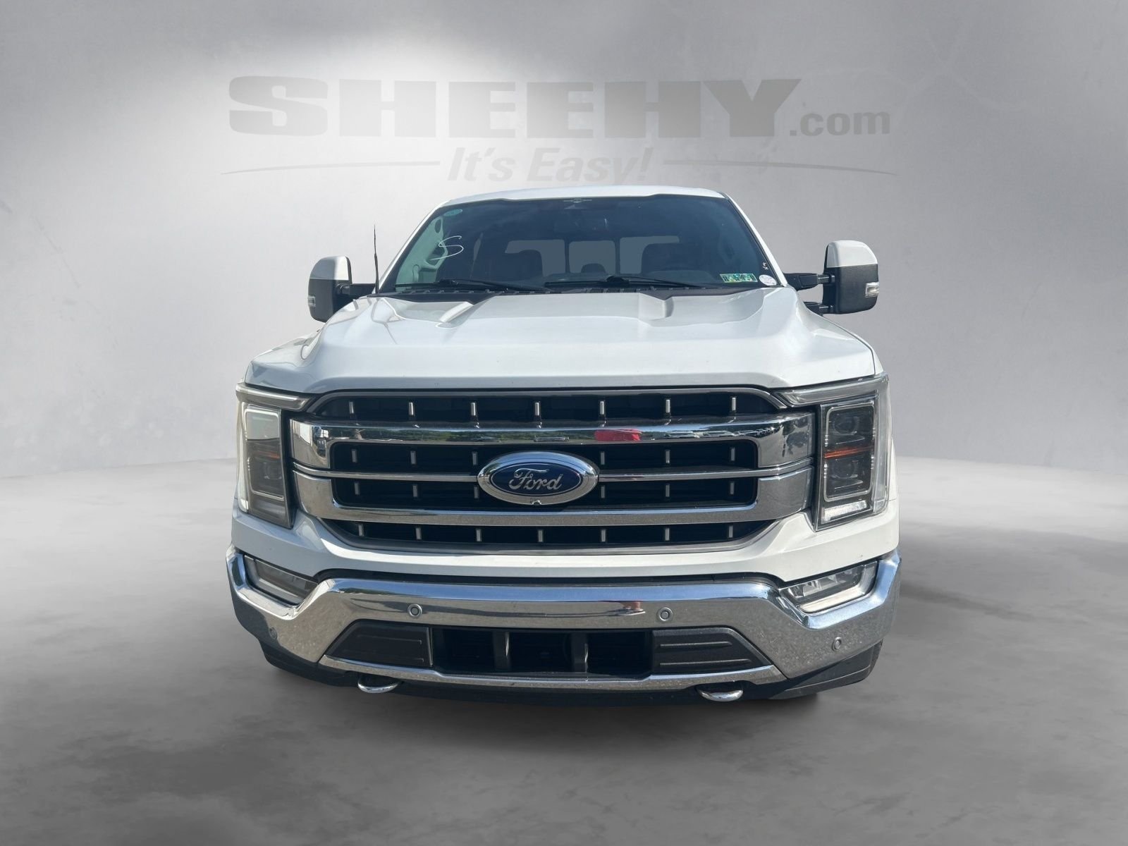 Used 2023  Ford Lariat image 15