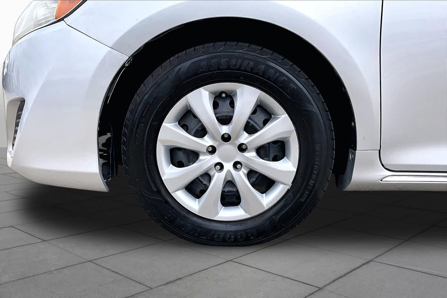 Used 2012 Classic Silver Metallic Toyota LE image 10