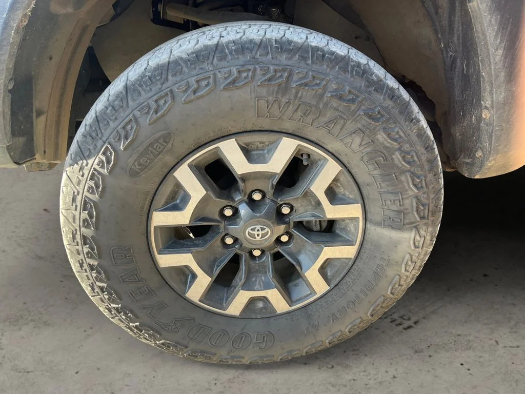 Used 2022 Green Toyota TRD Off-Road image 9