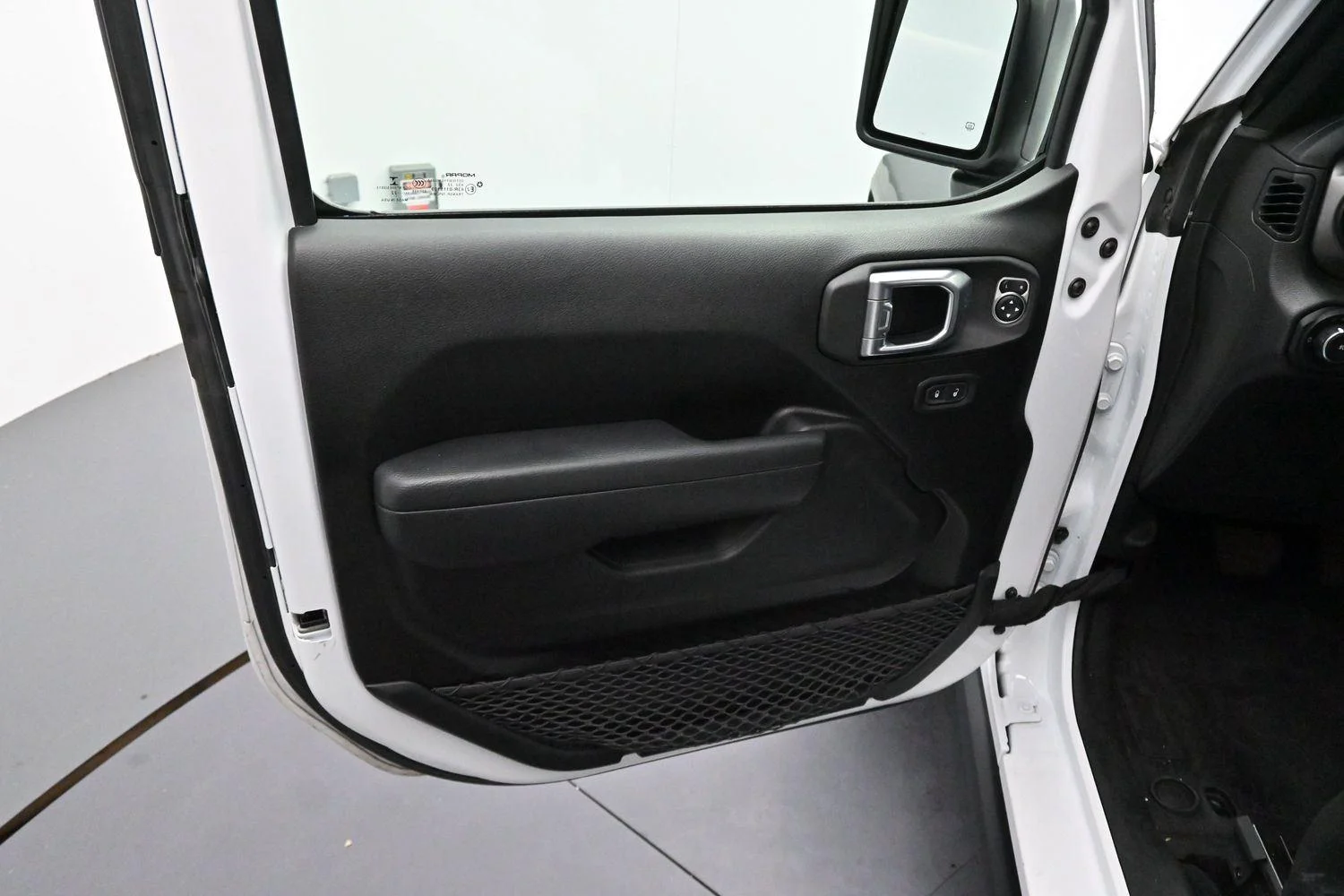 Used 2022 Bright White Clearcoat Jeep Willys image 9