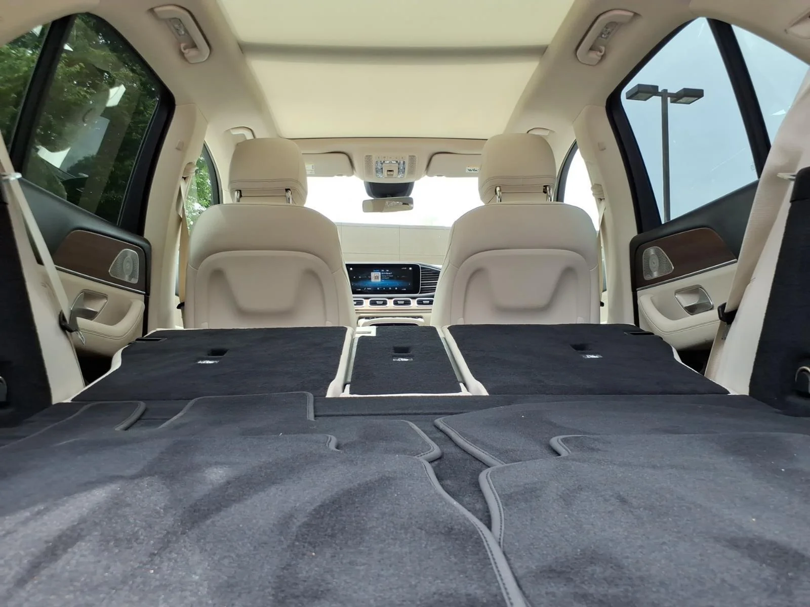 Certified Used 2022 Polar White Mercedes-Benz GLE 350 image 32