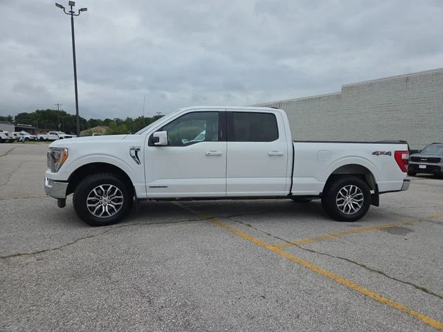 Used 2021 White Ford Lariat image 2