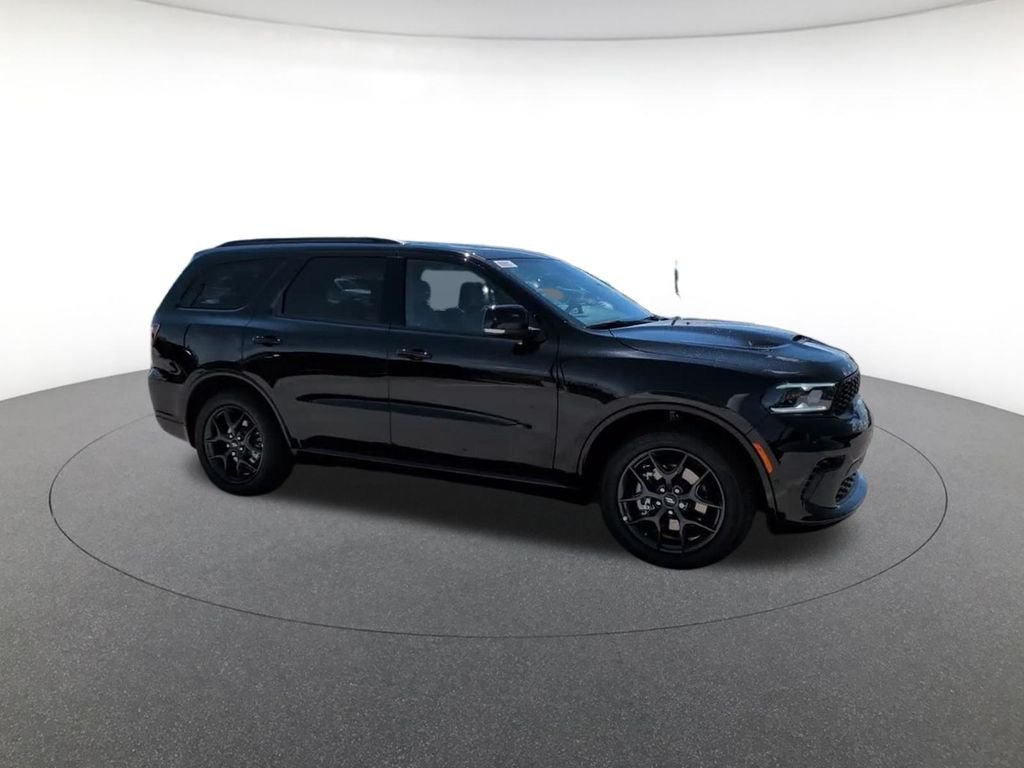 New 2026 Diamond Black Clear-Coat Exterior Paint Dodge GT Plus HEMI V8 image 5