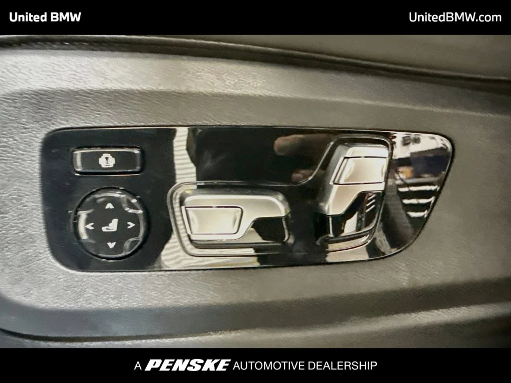 New 2026 Gray Metallic BMW M60i image 9
