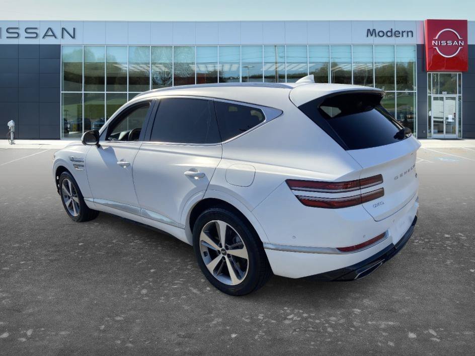 Used 2023 Matterhorn White Genesis 3.5T Prestige Matte image 6
