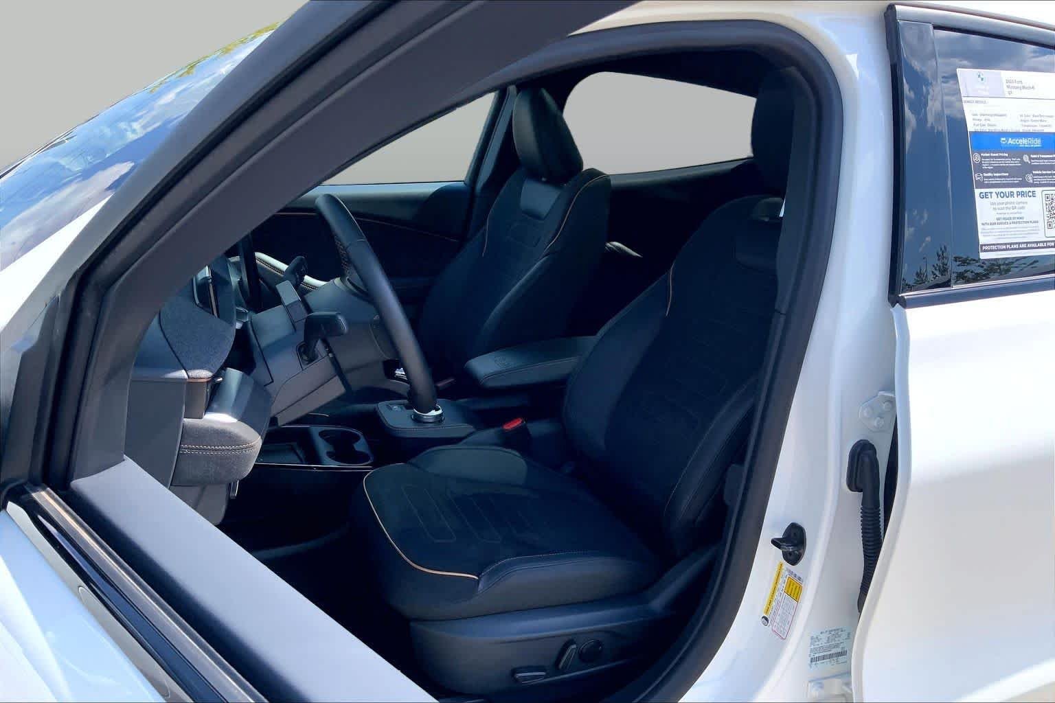 Used 2023 Star White Metallic Tri-Coat Ford GT image 7