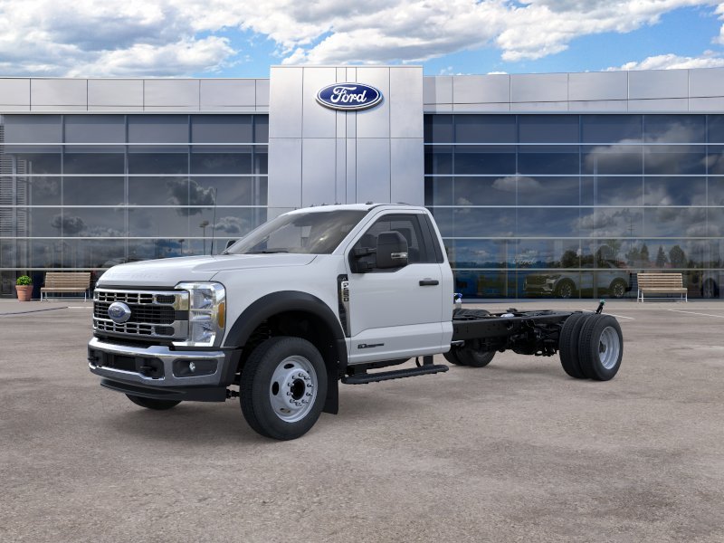 2025 Ford F-550 Super Duty Chassis Cab XL - Photo 26