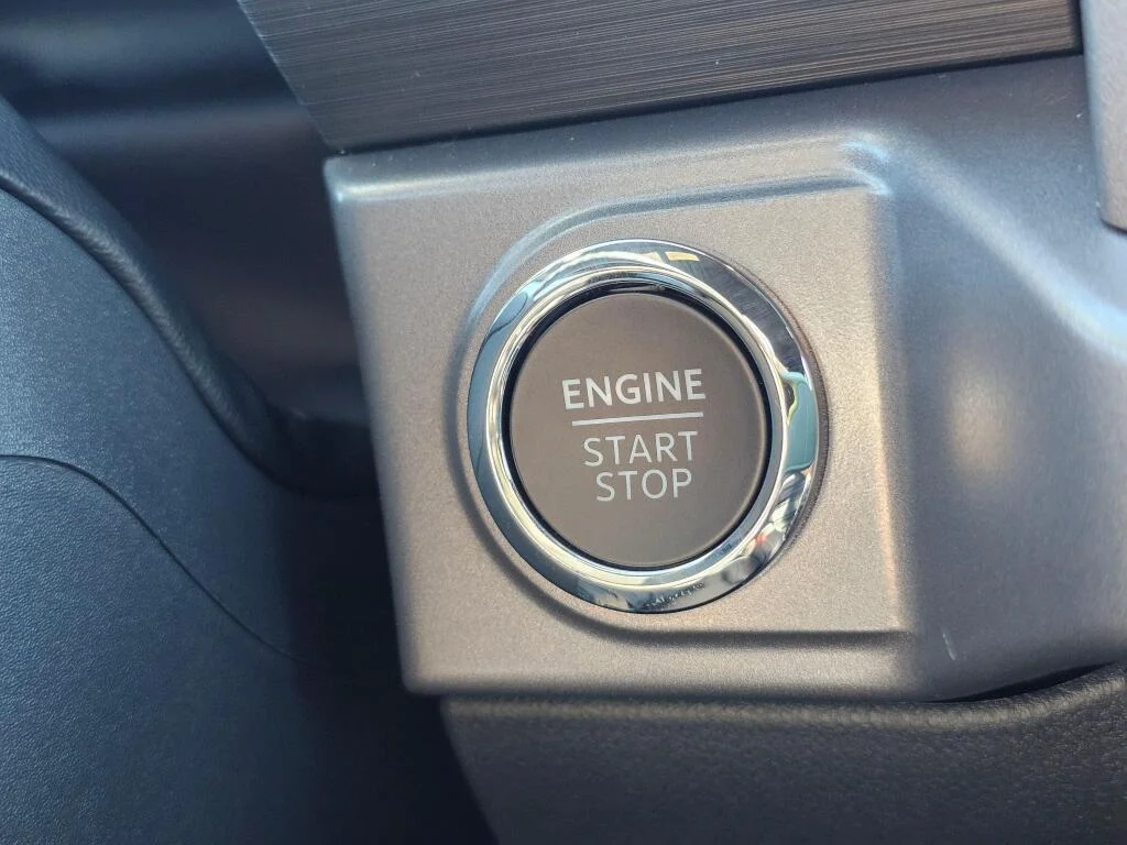New 2026 Carbonized Gray Metallic Ford XLT image 35