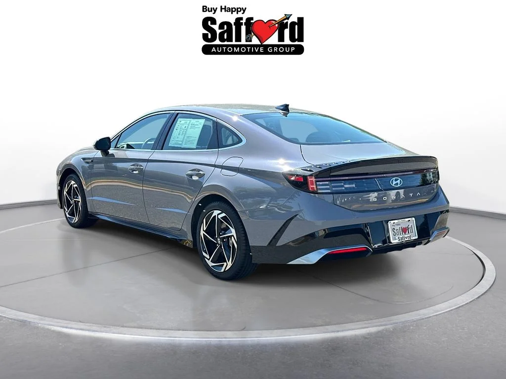 Used 2026 Blue Hyundai SEL Sport image 5