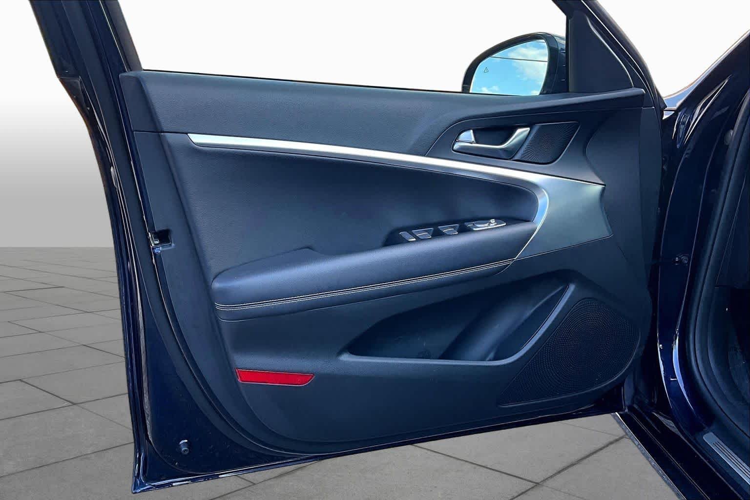 Used 2026 Capri Blue Genesis 2.5T image 22