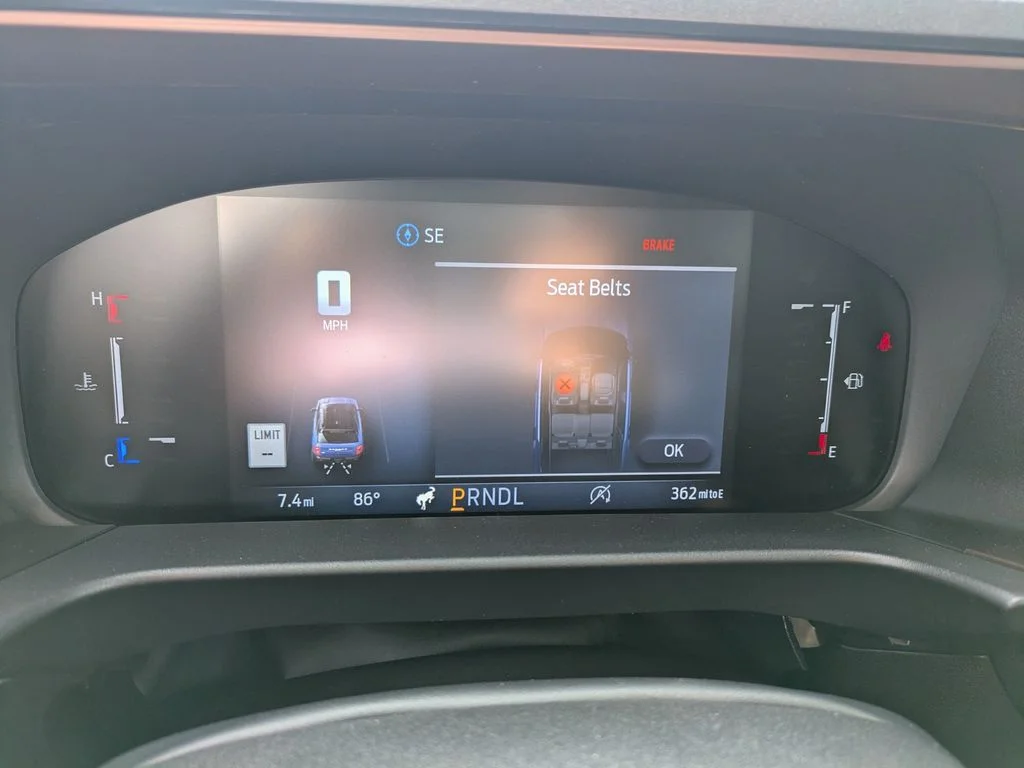 New 2026 Carbonized Gray Metallic Ford Outer Banks image 30