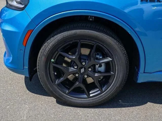 New 2026 B5 Blue Exterior Paint Dodge GT image 11