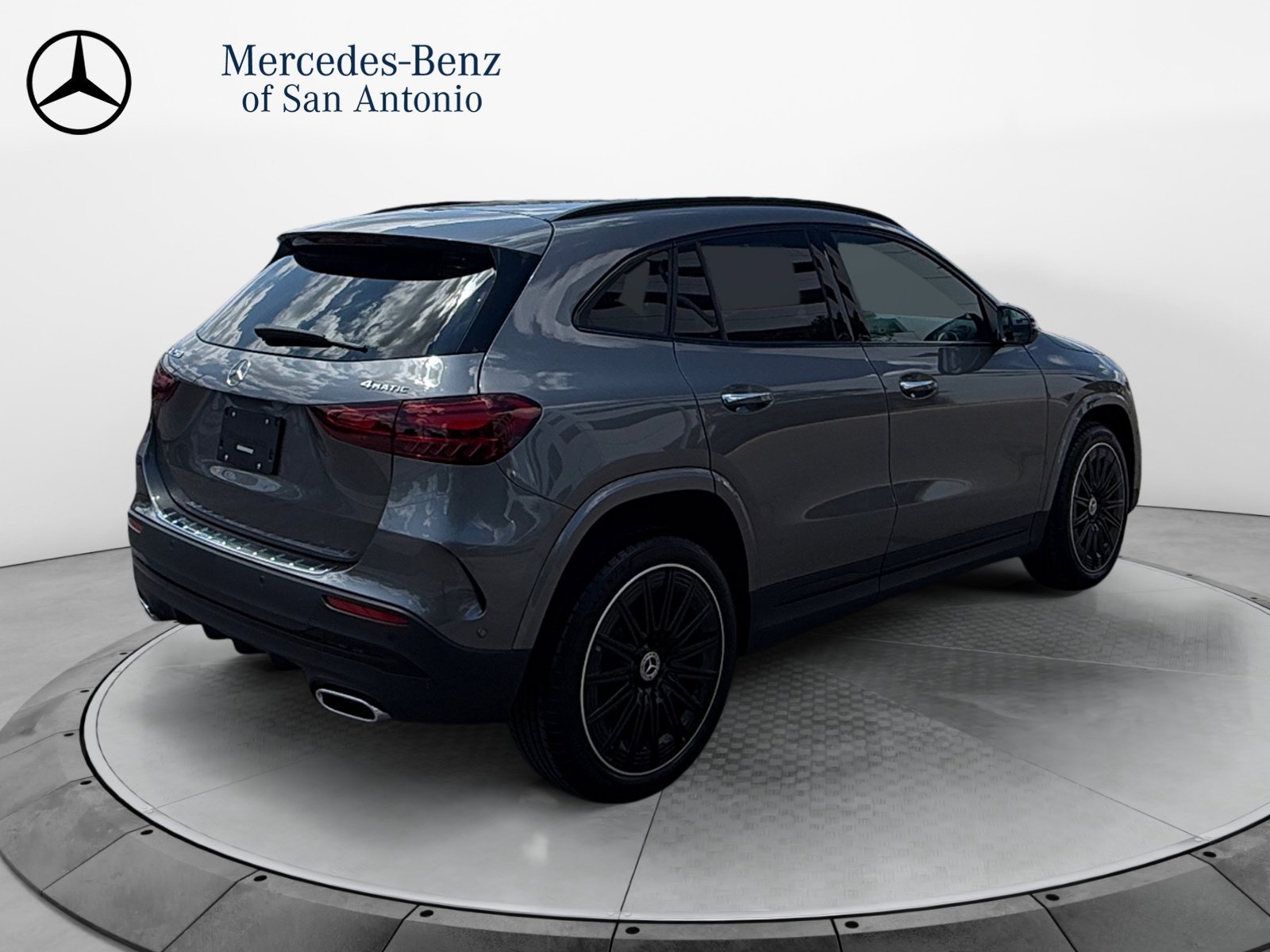 New 2026 Mountain Grey Metallic Mercedes-Benz GLA 250 image 7