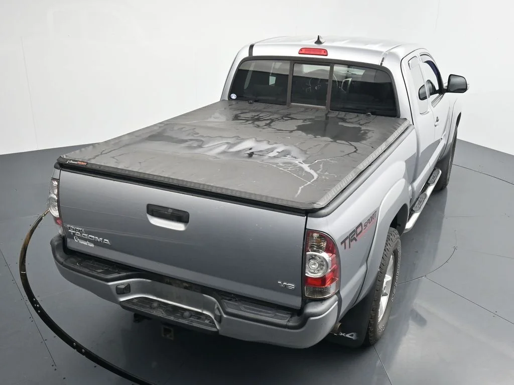 Used 2015 Silver Toyota Base image 25