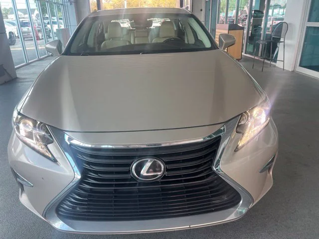 Used 2017 Satin Cashmere Metallic Lexus ES 350 image 13