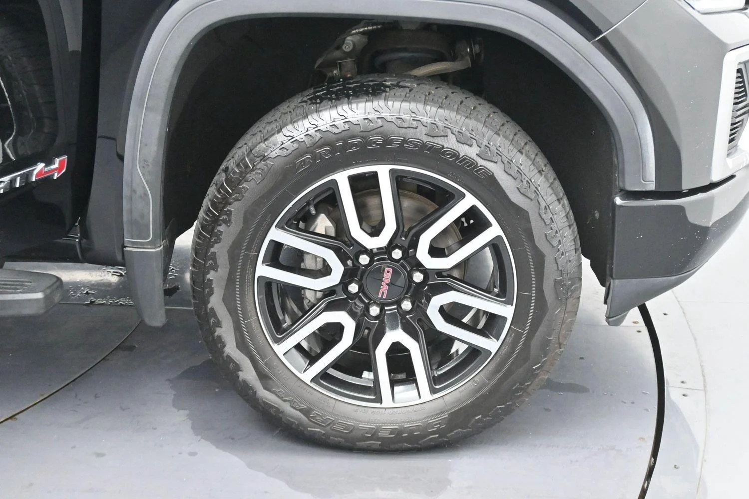 Used 2020 ONYX BLACK GMC AT4 image 35