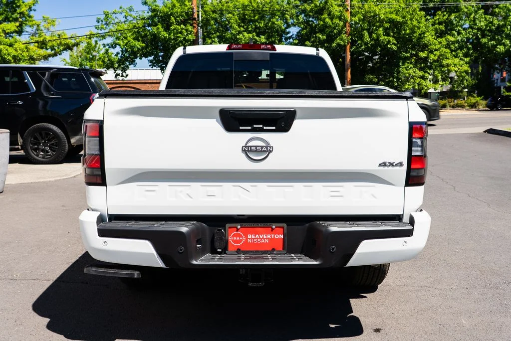 New 2026 Glacier White Nissan Crew Cab SV Long Bed image 5