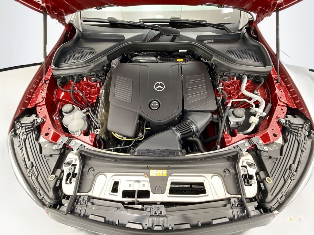 New 2026 Patagonia Red Metallic Mercedes-Benz GLC 300 image 29