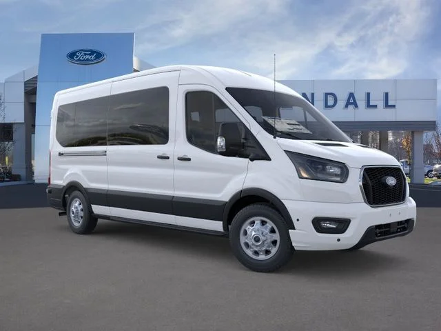New 2026 Oxford White Ford XLT image 7