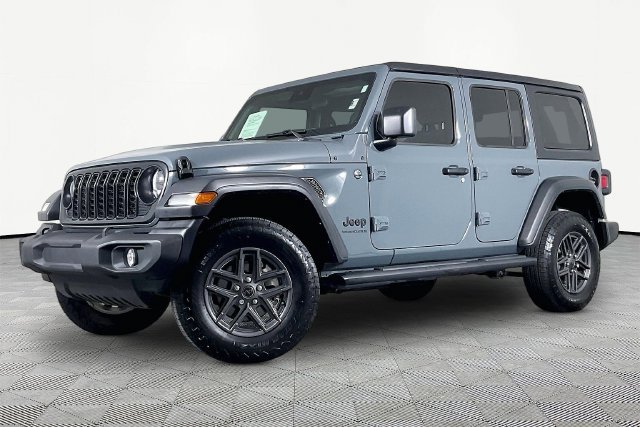 Used 2025 Gray Jeep Sport S image 1