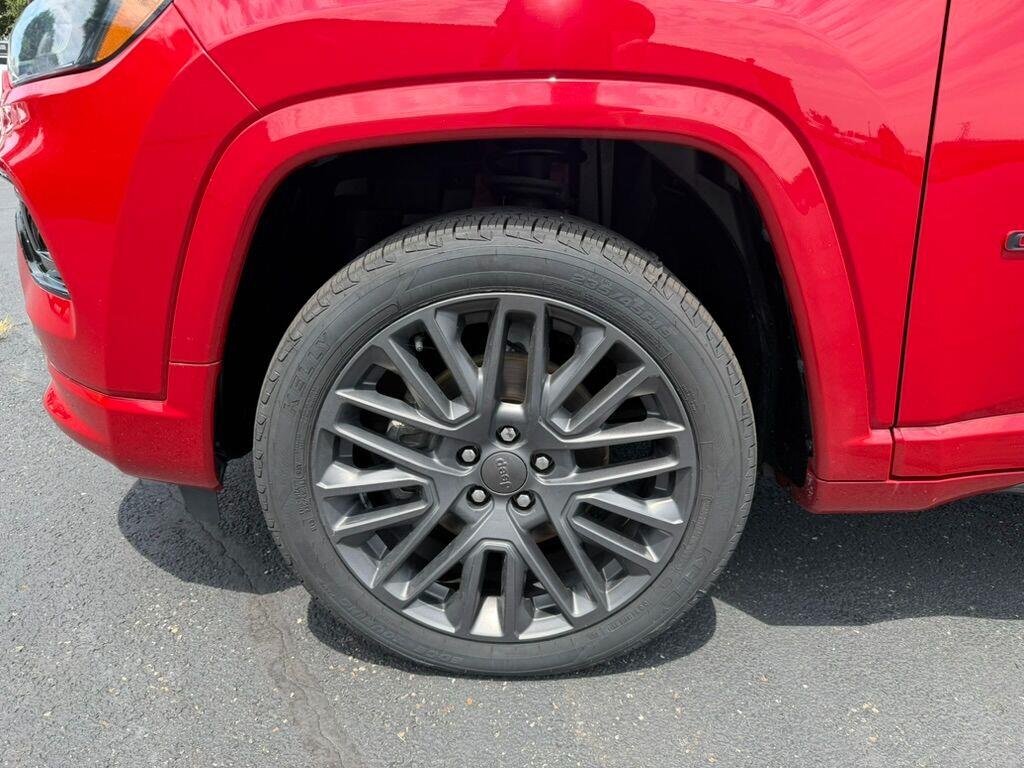Used 2022 Redline Pearlcoat Jeep (RED) Edition image 33