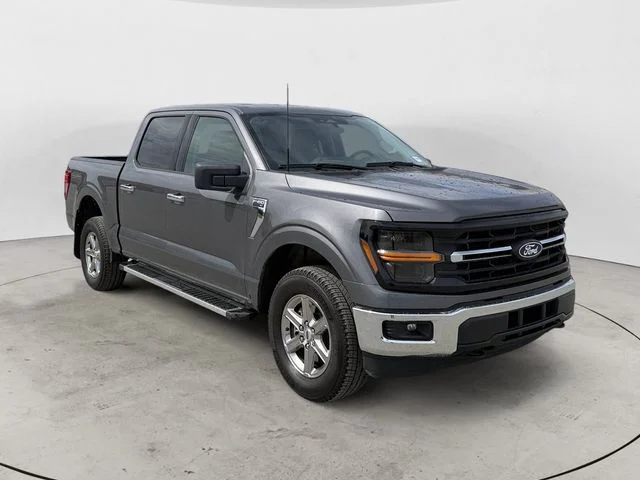 Used 2025  Ford XLT image 3