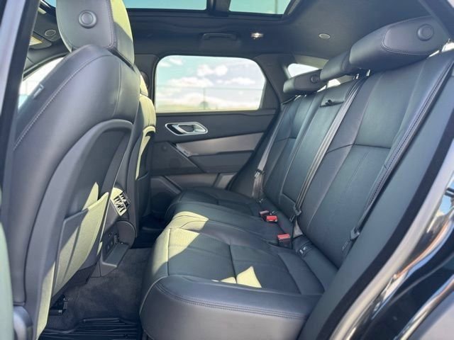 New 2026 Santorini Black Land Rover S image 11