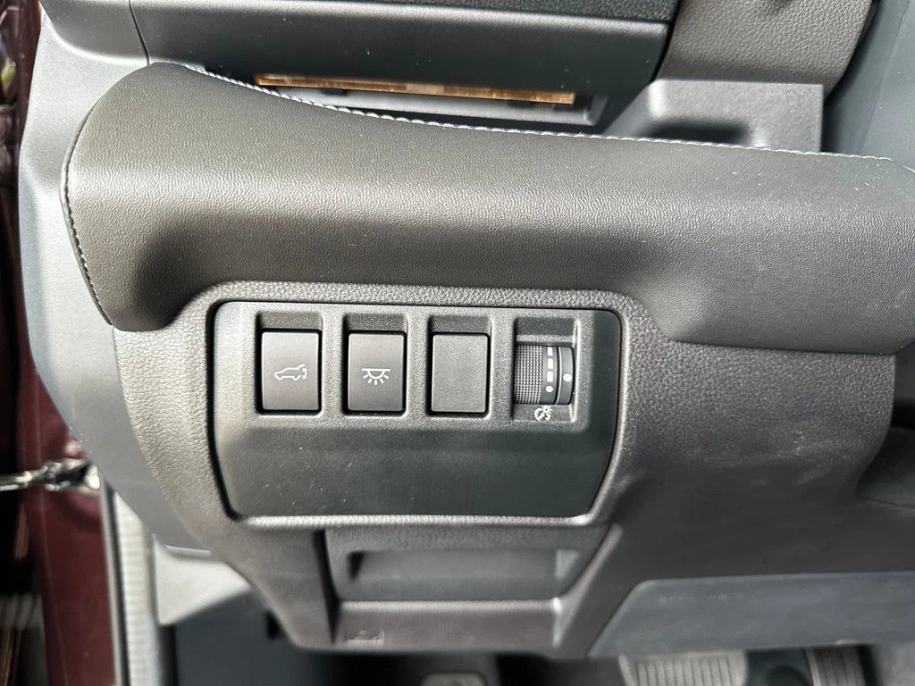 Used 2024  Subaru Touring image 20