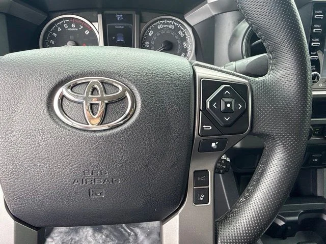 Used 2022 Black Toyota SR5 image 26