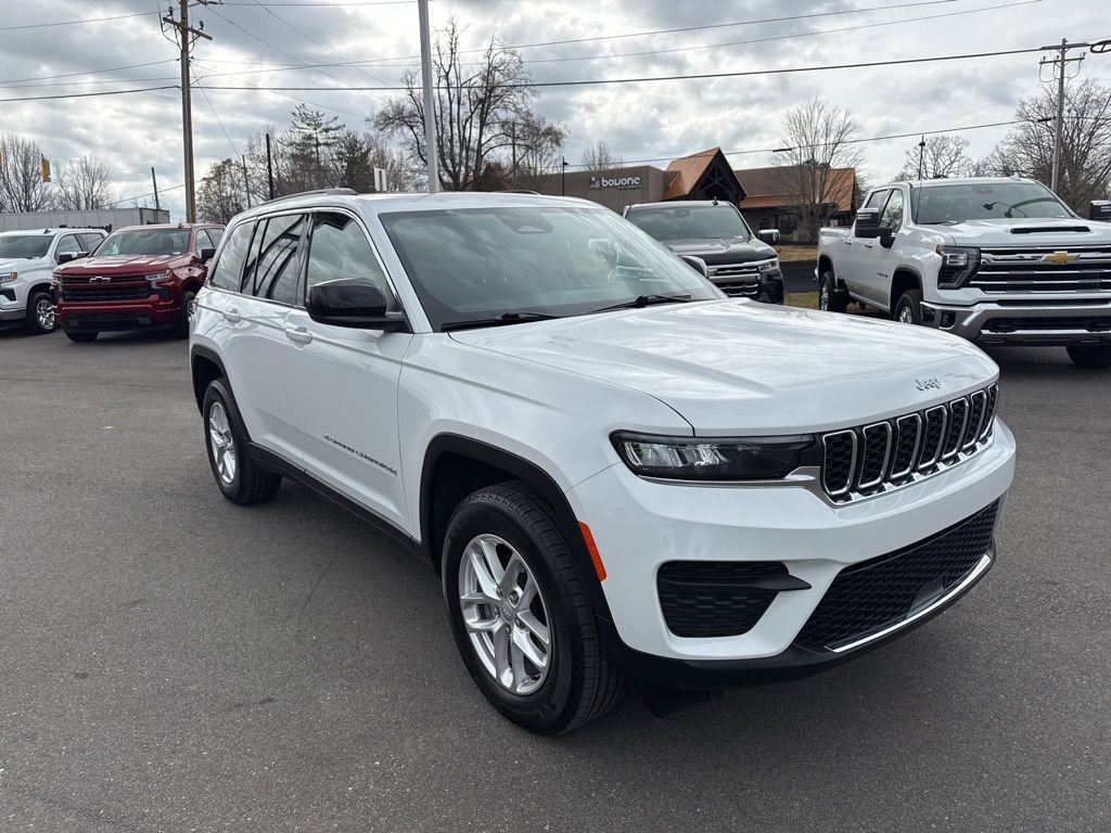 View vehicle photo 7