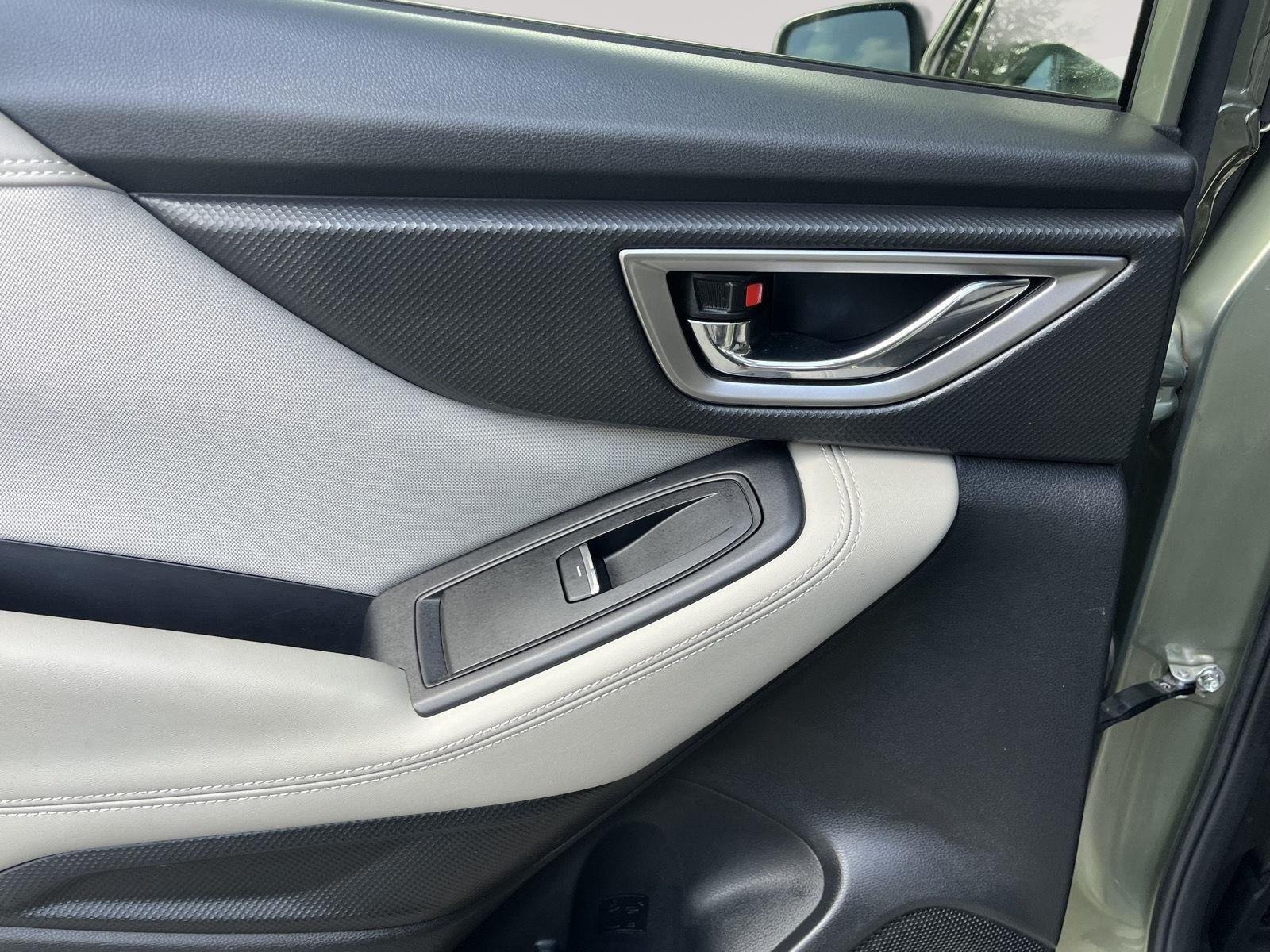 Used 2019 Jasper Green Metallic Subaru Premium image 12