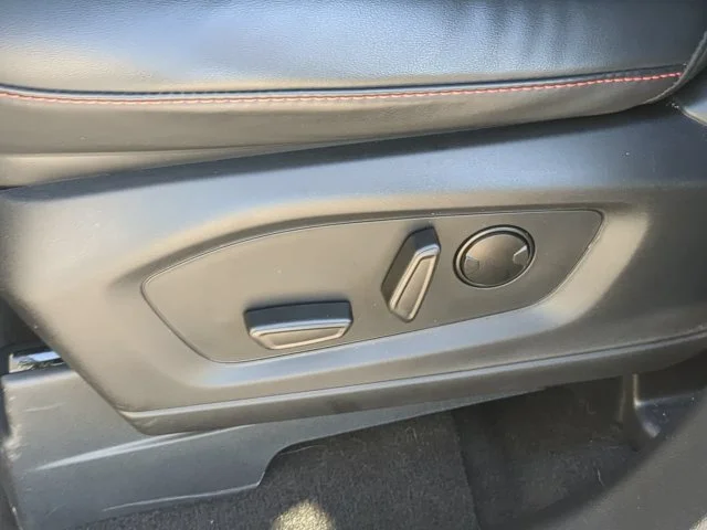Used 2025 Gray Ford ST-Line image 24