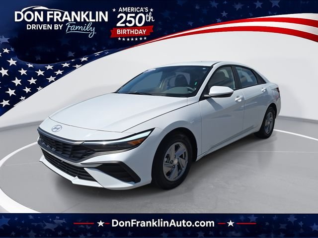 2025 Hyundai Elantra SE