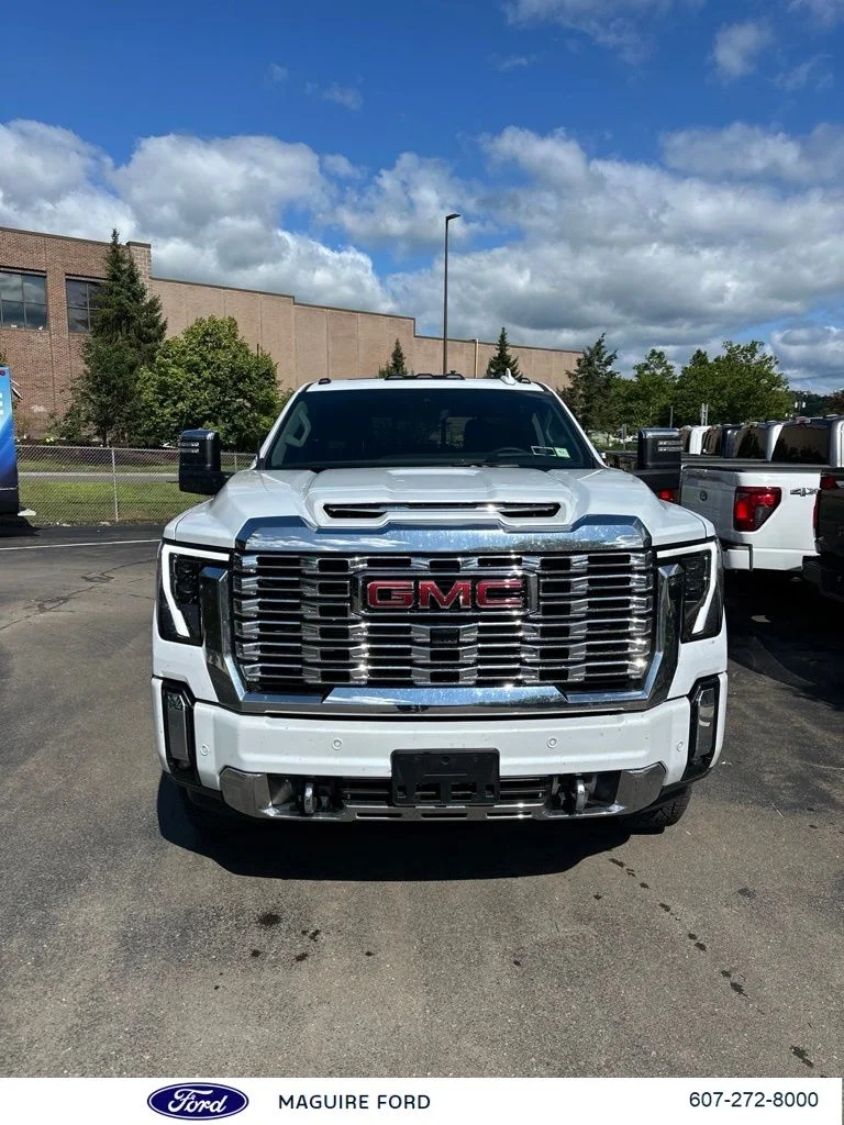 Used 2026 White GMC Denali image 2