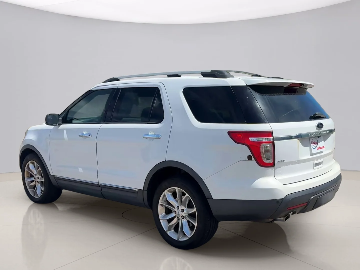 Used 2013 White Ford XLT image 3
