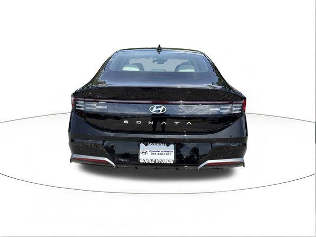 New 2026 Abyss Black Hyundai SEL Sport image 4