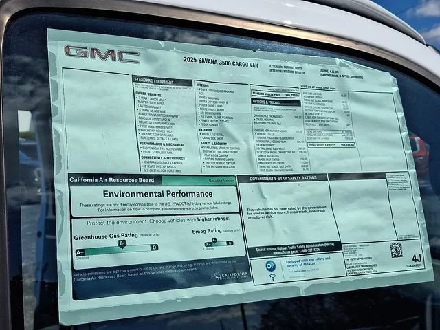 New 2025 Summit White GMC Work Van image 21