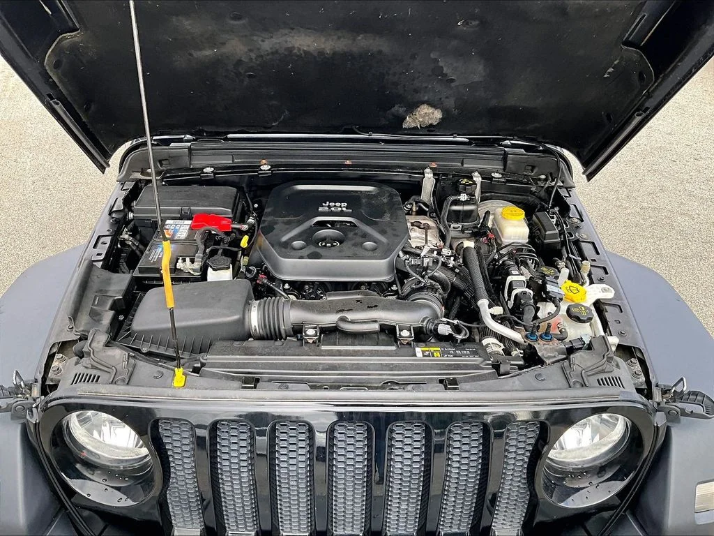 Used 2018 Black Jeep Unlimited Sport S image 10