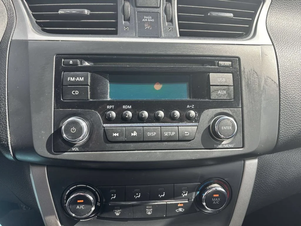 Used 2015 Silver Nissan S image 12