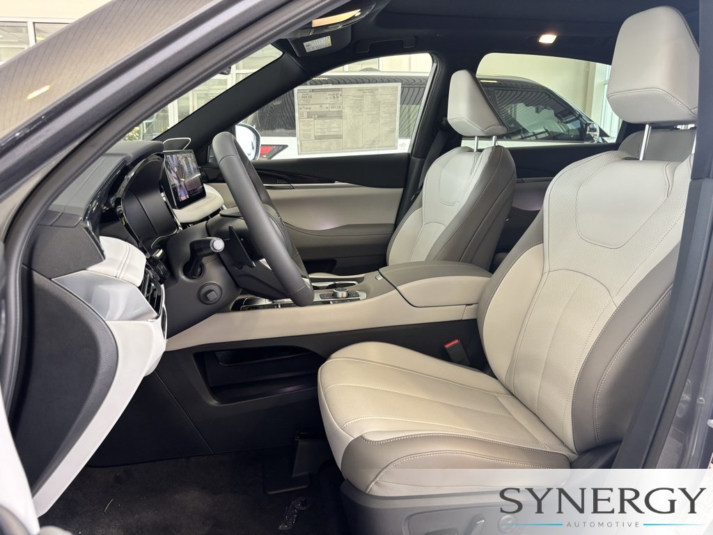 New 2027 GRAPHITE SHADOW INFINITI Sport AWD image 19