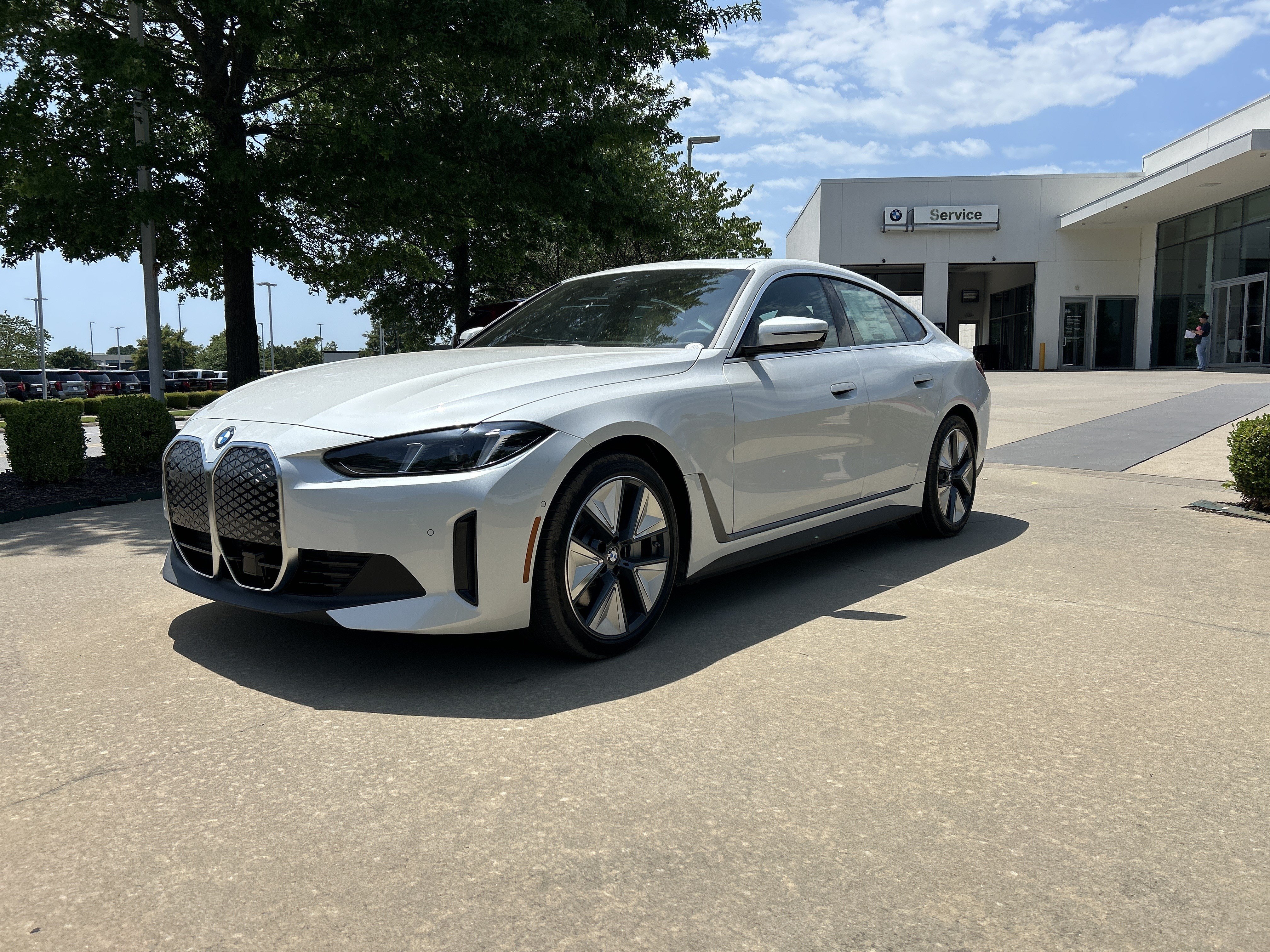 2026 BMW i4 40