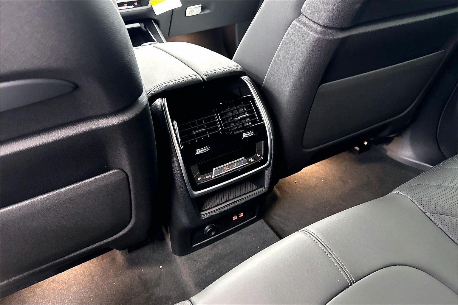 New 2026 Black Sapphire Metallic BMW xDrive50e image 14