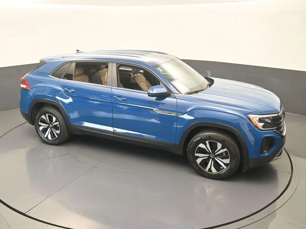 Used 2025 Blue Metallic Volkswagen 2.0T SE image 47