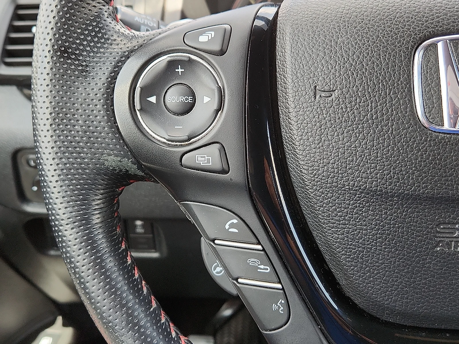 Used 2023 Gray Pearl Honda Black Edition image 16