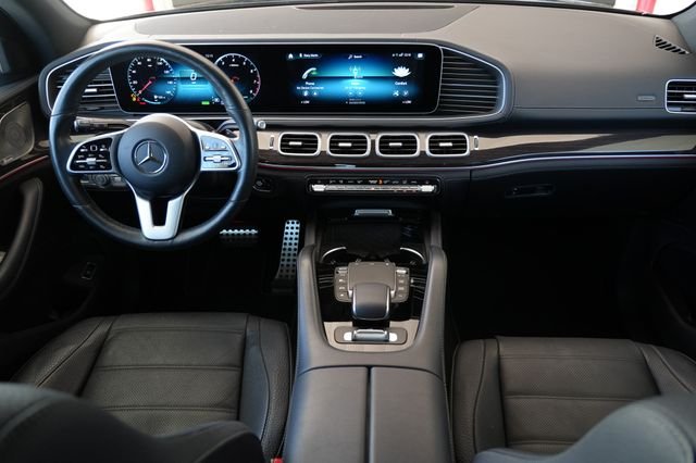 Used 2021  Mercedes-Benz GLS 580 image 10