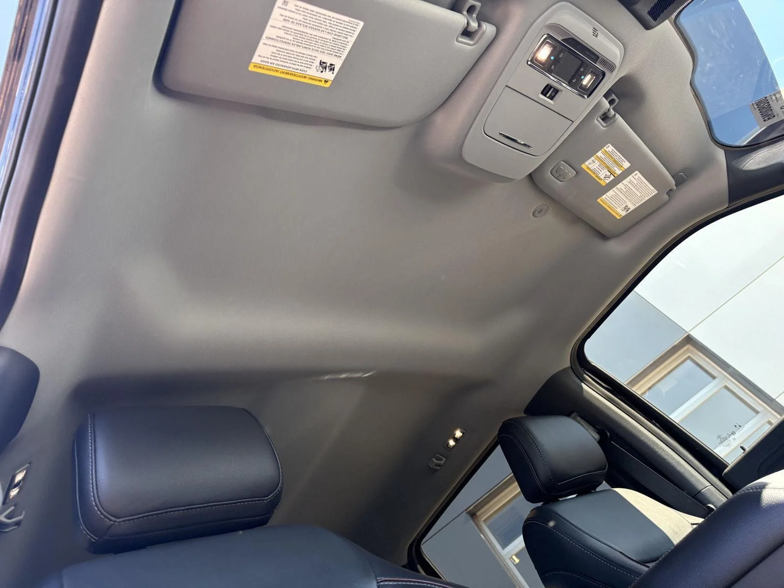 Used 2022 Agate Black Ford LARIAT image 23