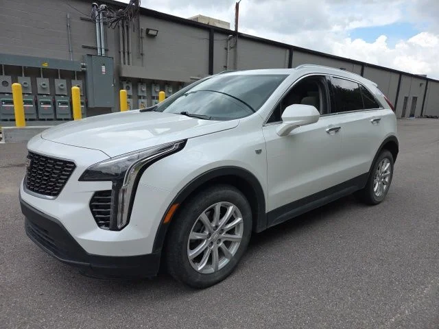 Used 2023 White Cadillac Luxury image 7